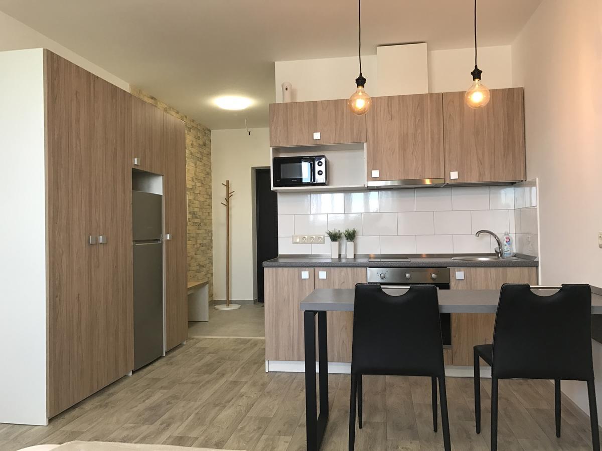 Святобор Lux Apartments 基輔 外观 照片